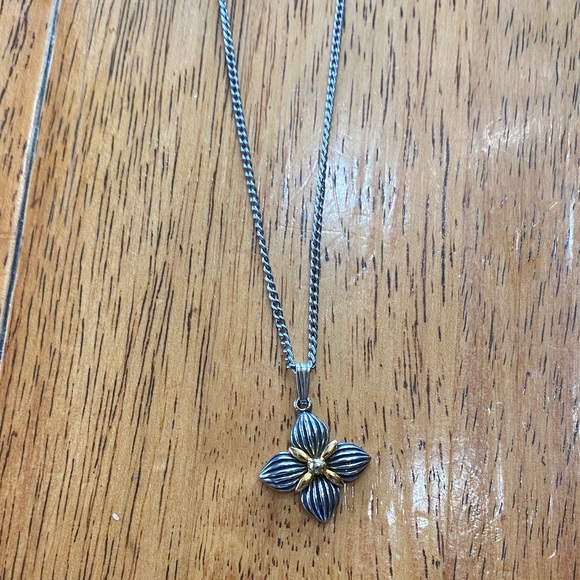Jewelry - Silver and Gold Floral Pendant Necklace